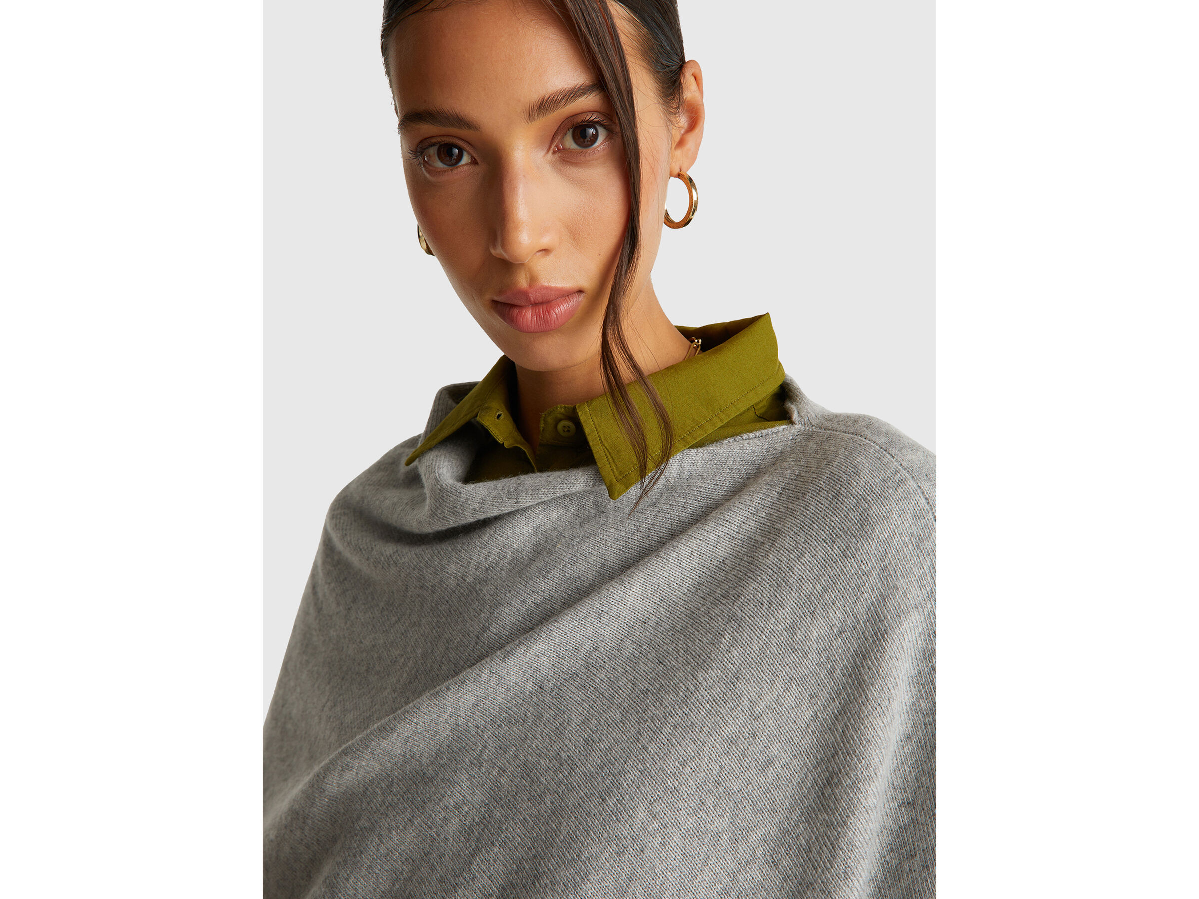 CAPE Women image number 4